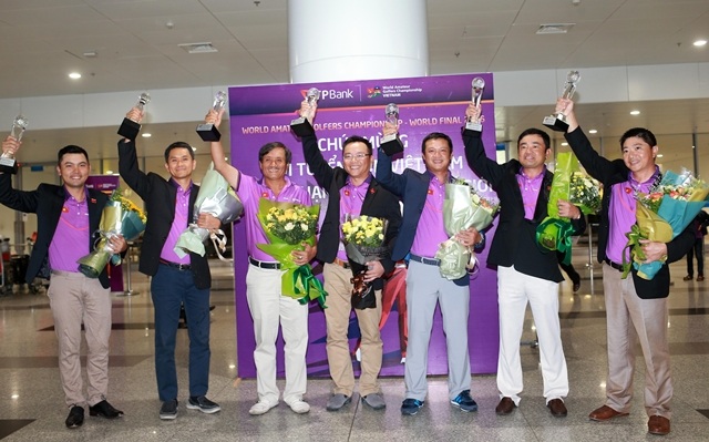 Lễ đón đội tuyển golf TPBank WAGC chiến thắng trở về - 1
Đội tuyển golf TPBank WAGC trở về sau chiến thắng vang dội