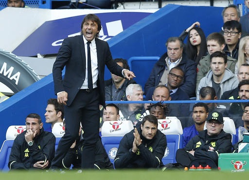 Nhìn lại chiến thắng thuyết phục của Chelsea trước Leicester - 16
..tuy nhiên, chiến lược gia người Italia hò hét nhiều hơn im lặng
