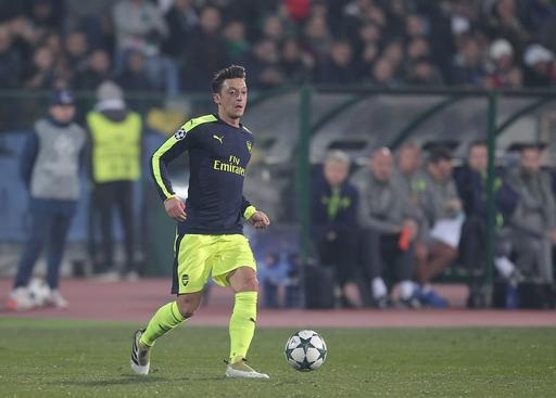 Arsenal - Tottenham: London rực lửa - 2
Tiền vệ Ozil của Arsenal