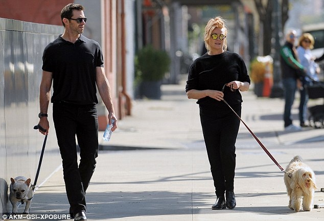 
Cặp đôi đã chung sống hạnh phúc bên nhau 20 năm.
