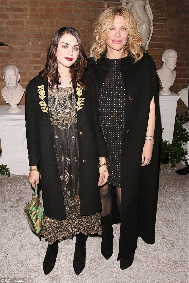 
Courtney Love và cô con gái duy nhất - Frances Bean
