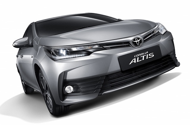 Không dễ nhập khẩu ô tô - 3
Phiên bản nâng cấp của mẫu xe hạng C - Toyota Altis đã chính thức xuất hiện tại Đông Nam Á. Và thị trường lớn nhất trong khu vực là Thái Lan sẽ đón nhận mẫu xe này đầu tiên, với hẳn 7 phiên bản khác nhau.
