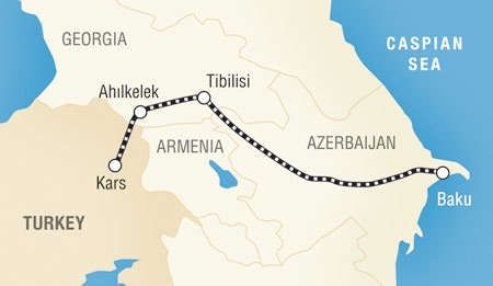 Việt Nam là một đối tác rất quan trọng của Azerbaijan - 2
Tuyến đường sắt Baku-Tbilisi-Kars, dự kiến hoàn thành năm 2017, sẽ tạo thuận lợi cho việc vận chuyển hàng hóa từ châu Á đến châu Âu (Ảnh: Daily Sabah)