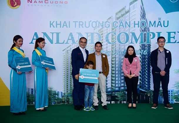 Căn hộ mẫu Anland Complex chính thức ra mắt - 9 Những khách hàng may mắn nhận quà tặng có giá trị cao của Tập đoàn Nam Cường khi đặt mua căn hộ