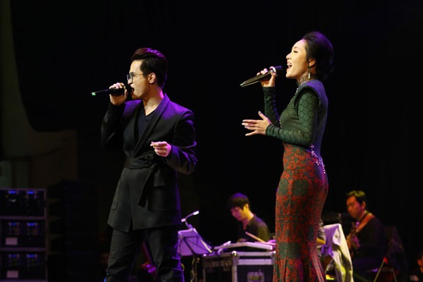 Hà Anh Tuấn: “Tôi là tỉ phú 72 tuổi cũng không trả cát- sê cho Phương Linh” - 12 Hà Anh Tuấn: “Tôi là tỉ phú 72 tuổi cũng không trả cát- sê cho Phương Linh” - 12