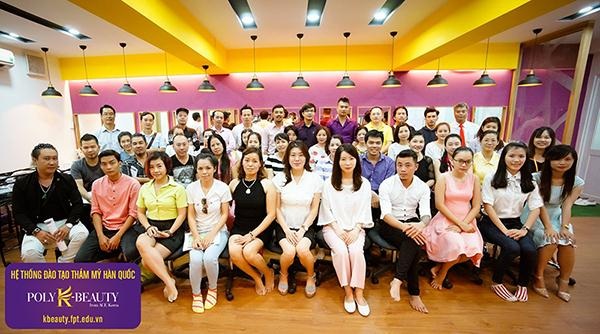 Tư vấn về triển vọng và định hướng theo nghề làm đẹp - 15 Hệ thống đào tạo thẩm mỹ Hàn Quốc Poly K- Beauty đã khai giảng khóa đào tạo cùng chuyên gia Hàn Quốc cho các học viên có trên 3 năm kinh nghiệm tại Tp. Hồ Chí Minh vào đầu tháng 11/2016.