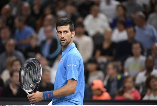 Paris Masters: Djokovic thành cựu vương, Murray thẳng tiến - 1
Djokovic đang ở trong giai đoạn thi đấu không tốt
