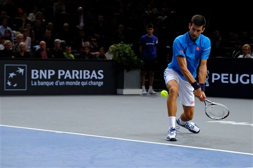 Paris Masters: Djokovic nhọc nhằn, Murray dễ dàng tiến vào tứ kết - 1
Djokovic rất vất vả mới giành chiến thắng trước Dimitrov