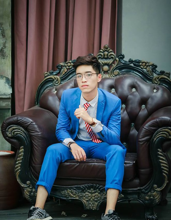 Nam thanh, nữ tú ĐH Bách khoa Hà Nội tranh tài SV thanh lịch - 10
Nam sinh Viện đào tạo quốc tế Nguyễn Quang Vinh gây ấn tượng với chiều cao 1m90 và những thành tích nổi bật về văn nghệ và thể thao: Giải Nhì Tiếng hát Thầy và Trò cấp Thành phố, Giải Nhất Bơi lội cấp Thành phố. Quang Vinh cũng từng đạt Giải 3 môn Địa lý cấp Thành phố.