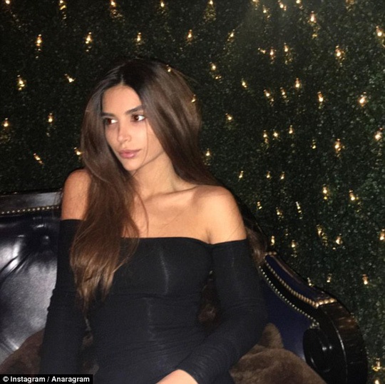Samir Nasri được minh oan vụ gạ tình nữ bác sĩ - 2 Bạn gái cũ của Nasri, Arana Atanes chính là người đã xâm nhập trái phép vào Twitter của cầu thủ này và đăng đoạn tweet nhạy cảm
