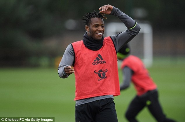 
Michy Batshuayi có thể sẽ được ra sân thi đấu ở trận này khi Costa vắng mặt
