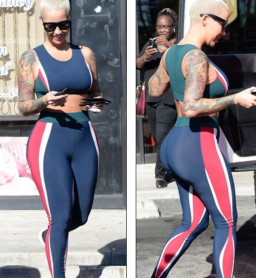 Cựu vũ nữ thoát y tự tin với thân hình nảy nở - 4
Amber Rose cũng dính nhiều tin đồn làm đẹp bằng dao kéo