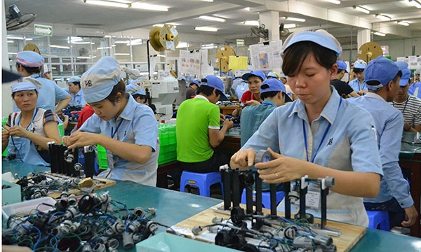 Bộ LĐ-TB&XH cần nghiên cứu các giải pháp tăng số người tham gia BHXH - 1
Ảnh minh họa
