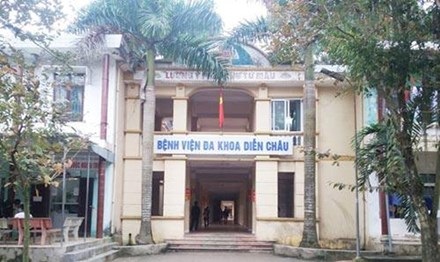 Nghi bác sĩ tắc trách, người nhà bệnh nhân vây bệnh viện suốt đêm - 1 Nghi bác sĩ tắc trách, người nhà bệnh nhân vây bệnh viện suốt đêm - 1