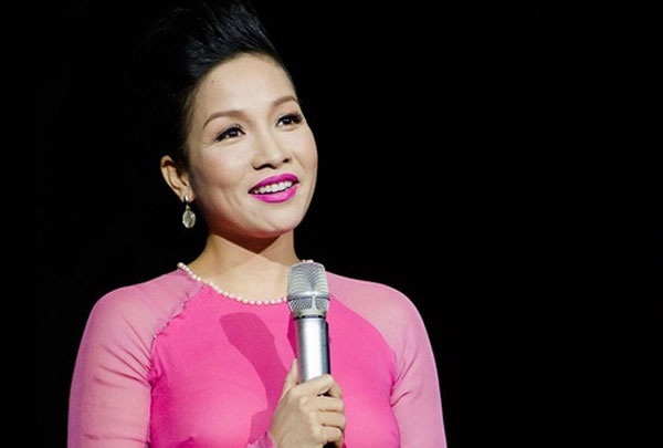 Ca sĩ Mỹ Linh.