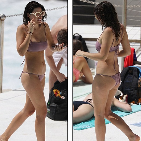 
Người mẫu Tahnee Atkinson khoe dáng săn chắc bên 1 bể bơi ở Sydney dịp cuối tuần
