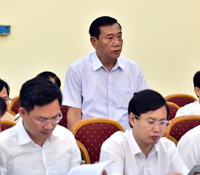 Chủ tịch quận Ba Đình thất hứa với tổ công tác của Thủ tướng, người dân thất vọng! - 2
Ông Đỗ Viết Bình - Chủ tịch UBND quận Ba Đình đã hứa nhận chỉ đạo nhưng lời hứa đã không được thực hiện.