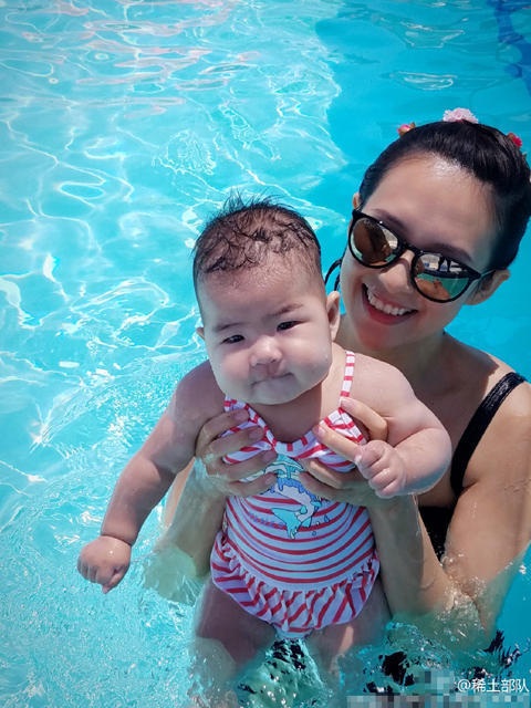 Chương Tử Di tổ chức sinh nhật cho con gái cưng - 16 Chương Tử Di tổ chức sinh nhật cho con gái cưng - 16