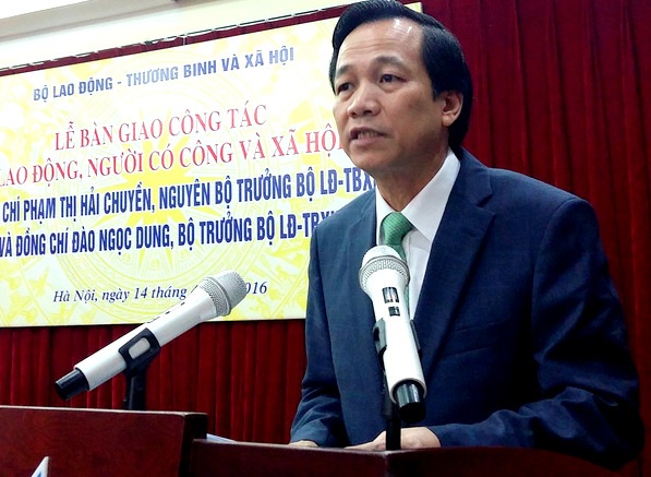 Bộ trưởng Đào Ngọc Dung: Đề xuất giảm 5.400 tỉ đồng từ 2 quỹ bảo hiểm - 1 Bộ trưởng Đào Ngọc Dung: Đề xuất giảm 5.400 tỉ đồng từ 2 quỹ bảo hiểm - 1