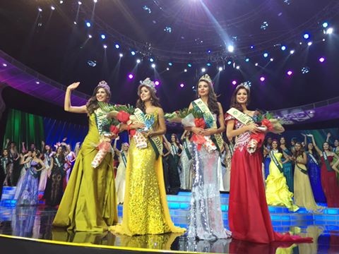 Nam Em lọt Top 8, người đẹp Ecuador là hoa hậu trái đất - 12
Phút đăng quang của 4 người đẹp