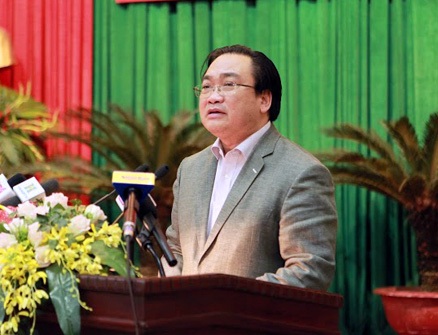 Bí thư Hà Nội: “Cán bộ không làm gương thì nói không ai nghe” - 1
Ông Hoàng Trung Hải - Bí thư Thành ủy Hà Nội cho biết, thời gian tới hai bộ quy tắc ứng xử của Hà Nội sẽ được áp dụng