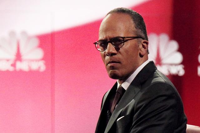Clinton và Trump "khẩu chiến" gay gắt đến phút chót - 12
Người dẫn chương trình Lester Holt. (Ảnh: NBC)