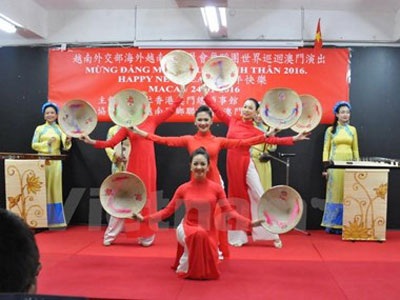 Giao lưu văn hóa "Sắc màu nghệ thuật châu Á-2016" tại Hong Kong - 1 Giao lưu văn hóa "Sắc màu nghệ thuật châu Á-2016" tại Hong Kong - 1