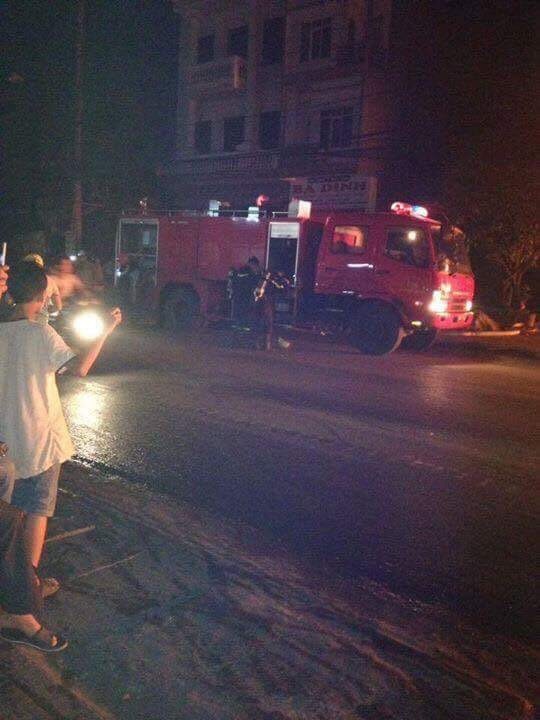 
Lực lượng chức năng phong tỏa hiện trường
