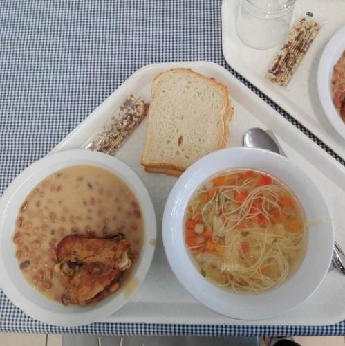 Bữa trưa của các học sinh trên thế giới có gì khác nhau - 10 Bữa trưa của các học sinh trên thế giới có gì khác nhau - 10