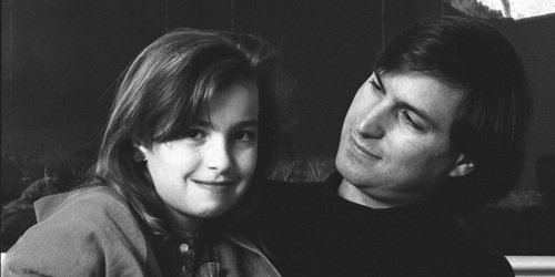 Dung nhan con gái "bí ẩn" của cố CEO Steve Jobs - 1
Lisa Brennan-Jobs hồi bé và người cha tài giỏi Steve Jobs