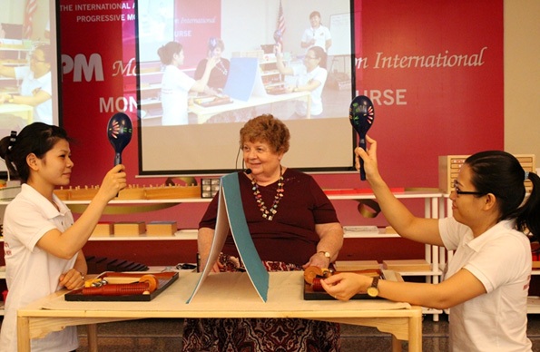 Nở rộ trung tâm đào tạo giáo viên Montessori tại Việt Nam - 2 Các khóa đào tạo Montessori uy tín đều phải đáp ứng nhiều tiêu chuẩn khắt khe.