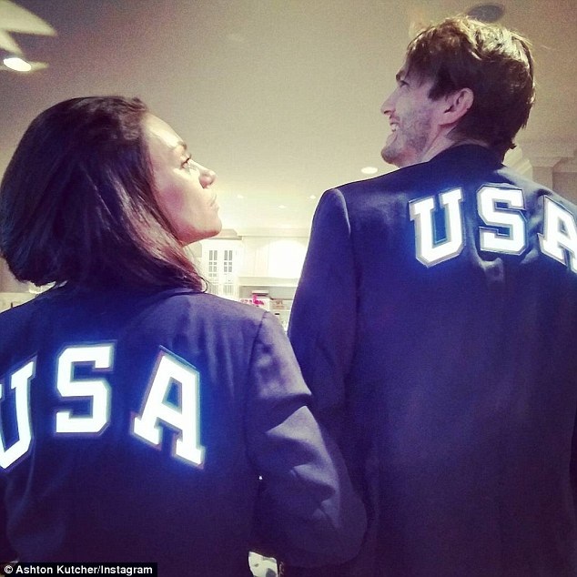 Mila Kunis bế bụng bầu đi mua sắm - 4
Cô và chồng Ashton Kutcher sẽ đón đứa con thứ 2 là 1 bé trai trong ít tuần tới đây