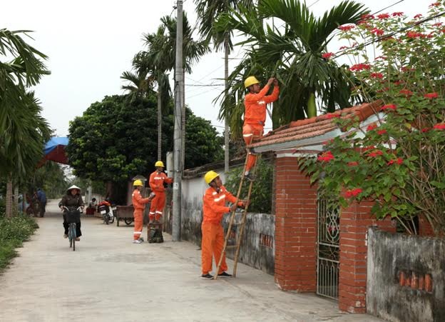 
Công ty Điện lực Thái Bình đã tập trung tranh thủ mạnh mẽ các nguồn lực vào đầu tư, phát triển lưới điện
