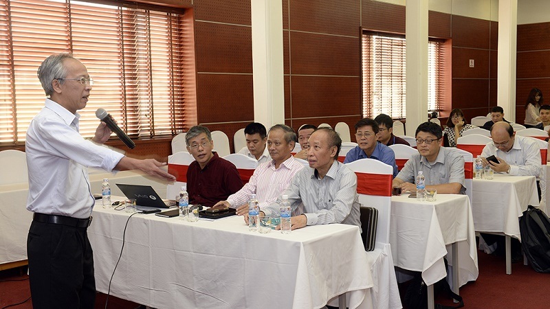 Chung khảo Nhân tài Đất Việt 2016: Hãnh diện với tài năng của người Việt - 2
Hội đồng chấm thi Chung khảo và Ban tổ chức Giải thưởng NTĐV họp bàn trước khi diễn ra công tác chấm thi chính thức.