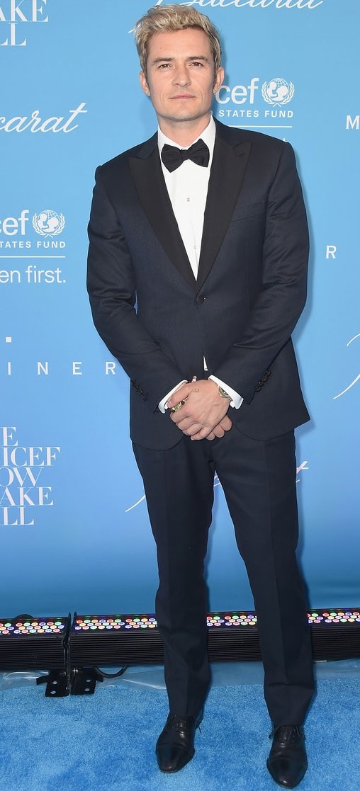 Hậu tin đồn chia tay, Katy Perry và Orlando Bloom lánh mặt nhau - 2
Bạn trai của Katy Perry - Orlando Bloom cũng là khách nhưng hai người không đi cùng nhau. Khoảng hai tuần gần đây, có thông tin cho rằng, cặp đôi đã chia tay nhau sau 10 tháng hò hẹn.