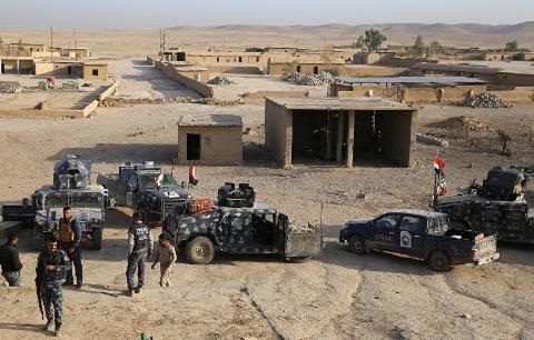 Nga chĩa vệ tinh vào Mosul, quyết úp mẻ lưới lớn IS? - 2 Nga đang tập trung phương tiện trinh sát để nắm hành lang chạy trốn của IS?
