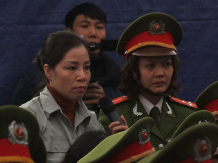 Phạm nhân nữ gặp chồng tại phòng riêng phải dùng biện pháp tránh thai - 1 Phạm nhân nữ gặp chồng tại phòng riêng phải dùng biện pháp tránh thai - 1