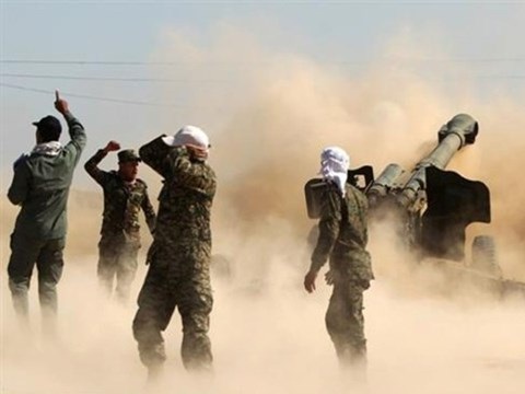 Xung đột bùng phát dữ dội tại khu vực IS kiểm soát ở Raqqa, Syria - 1 Xung đột bùng phát dữ dội tại khu vực IS kiểm soát ở Raqqa, Syria, sau khi người Kurd thông báo chiến dịch giải phóng thành phố.