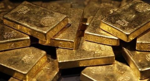 
100kg vàng được chôn giấu trong ngôi nhà này gồm các loại vàng xu, vàng miếng, vàng thỏi. (Nguồn ảnh Breakingnews)
