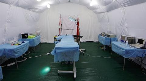 Đại kế hoạch phá bẫy ở Aleppo - 1 Bộ Các tình trạng khẩn cấp Nga triển khai bệnh viện di động Centrospas tới Aleppo.