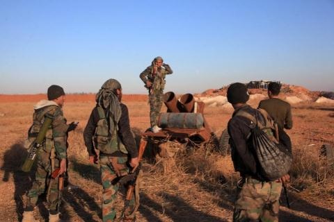 Aleppo: Đàm phán cùng Mỹ, không nói chuyện với phiến quân - 1 Vũ khí tự chế của phiến quân.