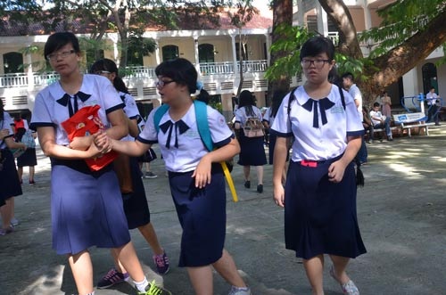 Băn khoăn học phí trường chất lượng cao - 1 Học sinh Trường THPT Lê Quý Đôn - một trường theo mô hình tiên tiến tại TPHCM. (Ảnh: Tấn Thạnh)