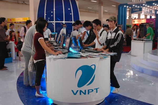 Năm 2016, VNPT là doanh nghiệp viễn thông duy nhất tăng trưởng lợi nhuận - 1 Năm 2016, VNPT là doanh nghiệp viễn thông duy nhất giữ được mức tăng trưởng lợi nhuận trên 20%.