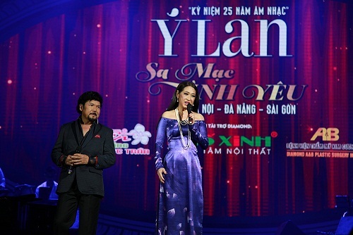 Danh ca Ý Lan và Danh ca Vũ Khanh song ca trong đêm Sa mạc tình yêu ngày 25/09