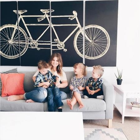 Bỏ gần hết đồ chơi… để dạy con - 1 Allie thấy có quá nhiều đồ chơi cũng ảnh hưởng xấu tới bọn trẻ