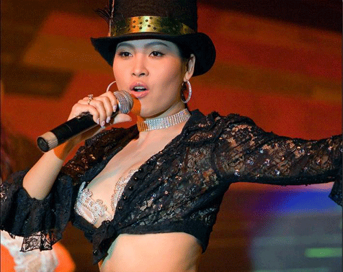 Nguyên nhân thực sự khiến Minh Thư mất tích và bất ngờ trở lại? - 2
Cô đã chuyển sang ca hát nhưng vẫn chưa thực sự thành công.