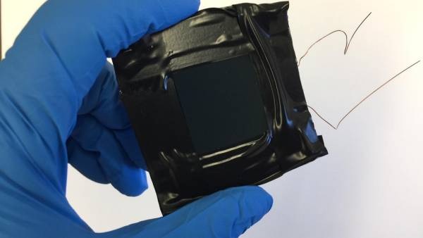 Đột phá lớn đối với pin mặt trời giá rẻ và dễ sử dụng - 1