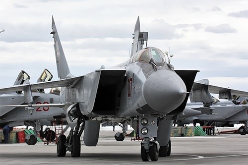Nga công bố lý do triển khai máy bay tiêm kích Mig-31 tới Syria - 2 Máy bay tiêm kích hạng nặng Mig-31. Ảnh: Rian.