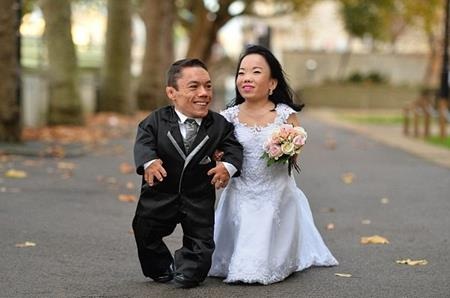 Paulo và Katyucia vừa đạt danh hiệu cô dâu chú rể lùn nhất thế giới