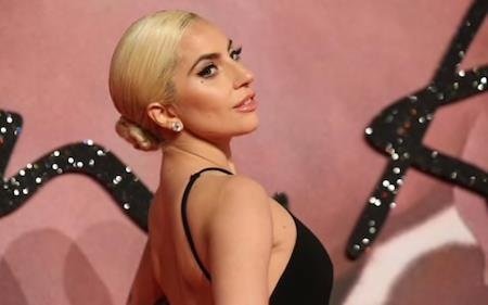 Lady Gaga từng bị chấn thương tâm lý - 1 Lady Gaga vừa thẳng thắn giãi bày với công chúng